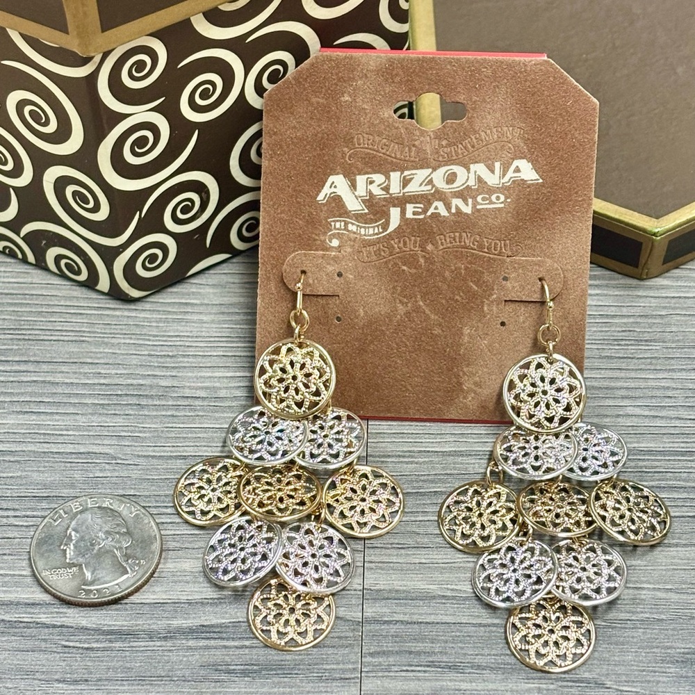 Elegant Gold and Silver Dangle Earrings - Picture 5 of 8